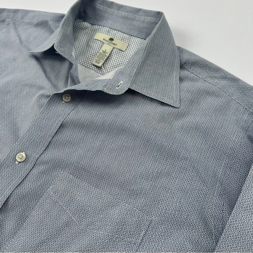 Men’s Organic Cotton Banana Republic Long Sleeve Shirt Size Large 😎​​​